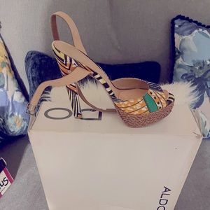 Aldo multi color heel